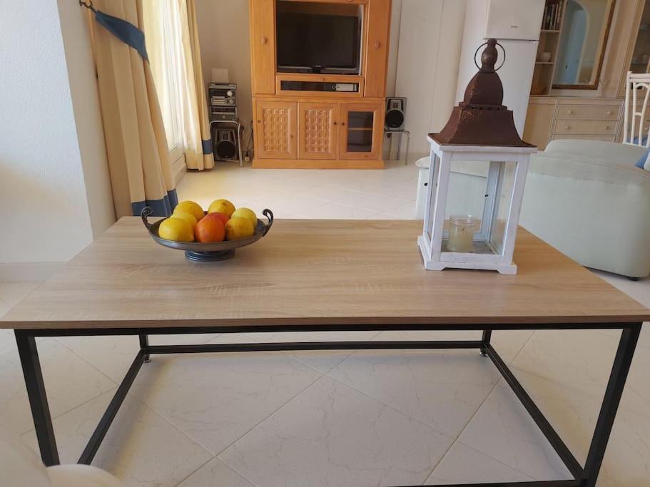 Estupendo Apartamento En Primera Linea De Playa Y Con Vistas Al Mar Dénia Eksteriør billede